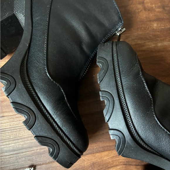 Sorel Brex Heel Zip Boots in Black (Size:7) - Picture 15 of 16